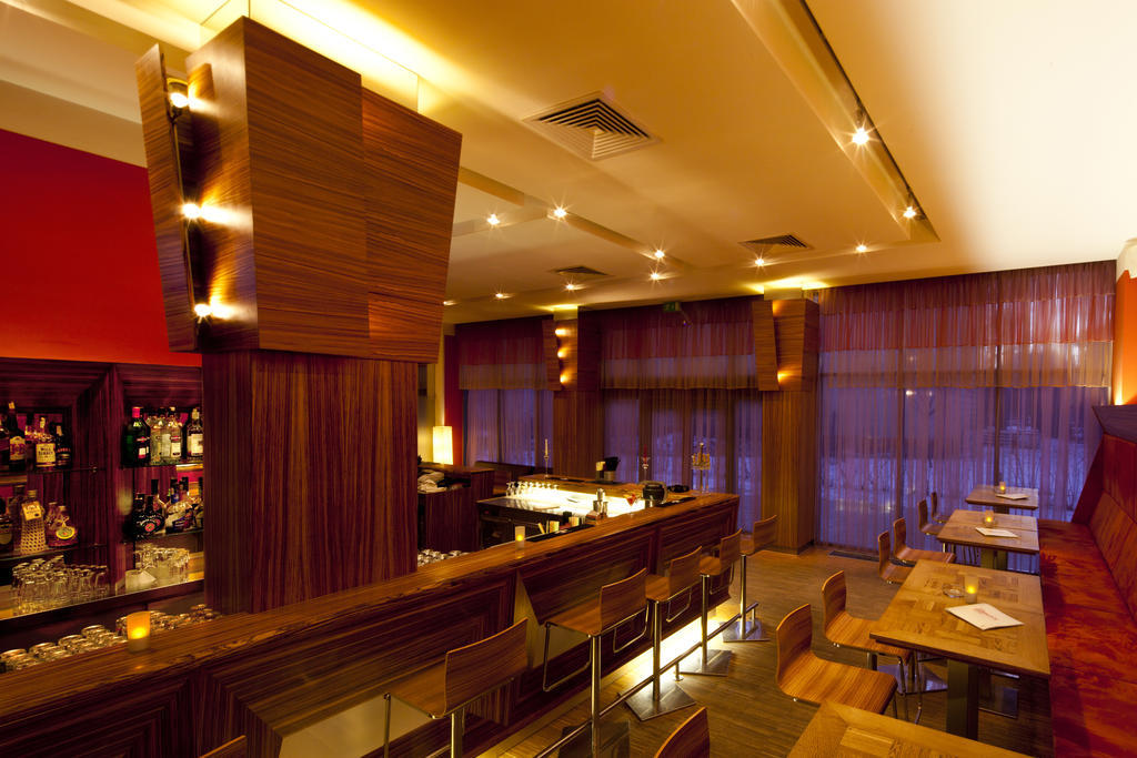 The Gerald'S Hotel Rădăuţi エクステリア 写真